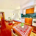 Apartman T1, Da Oura