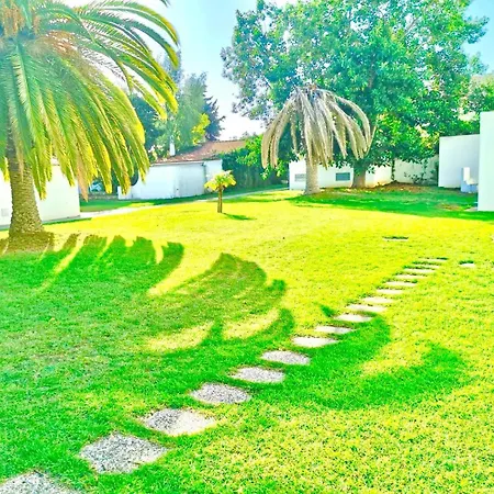 Apartment T1, Da Oura *