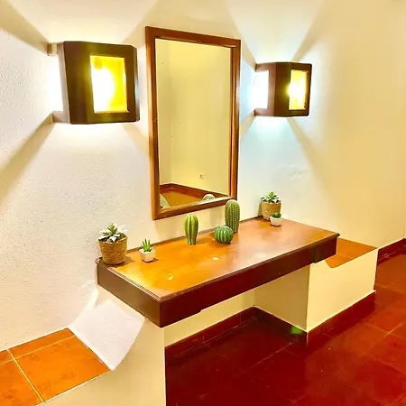 Apartment T1, Da Oura *