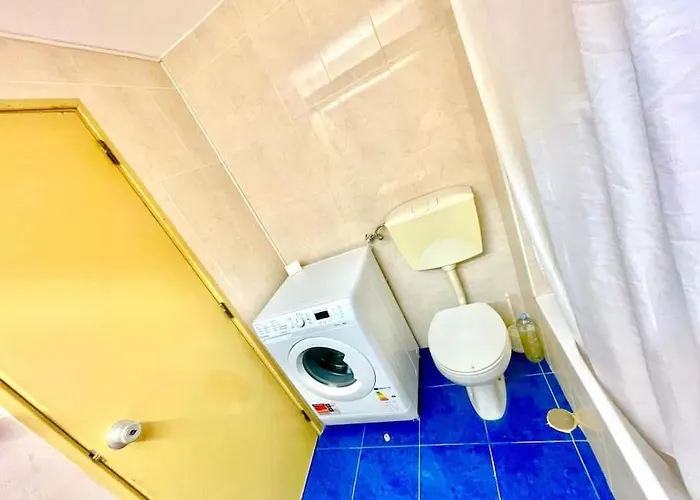 Apartamento T1, Da Oura *